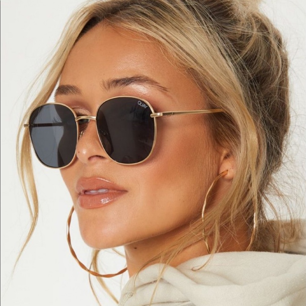 Quay Jezabell Gold Smoke Sunglasses - Brand New